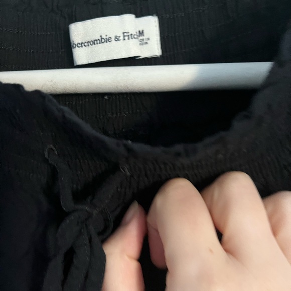 Black Beachy Shorts - Abercrombie - Picture 3 of 3